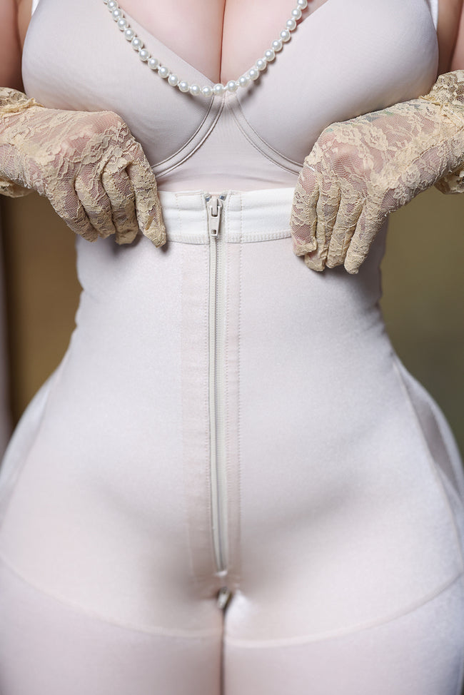 Ps27028 Faja strapple, tipo capri, con realce natural. Hecha con in material de alta calidad que mantiene la piel fresca.