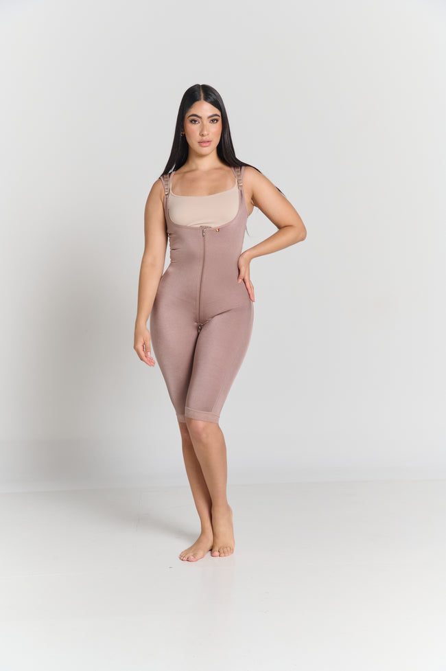 Psi007 Faja tipo Capri con realce invisible y para torso largo